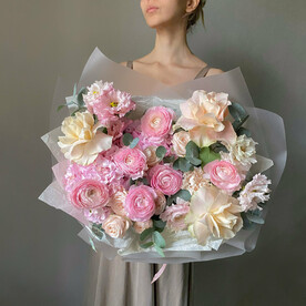 Акварельный премиальный букет с ранункулюсами. Veresk 384