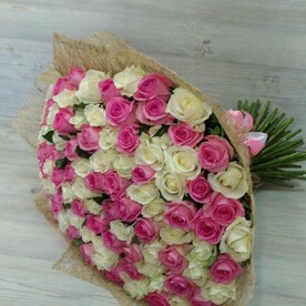 101 роза микс