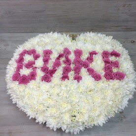 Хризантема с розами