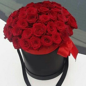 Коробка с розами