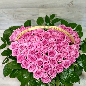 Корзина в форме сердца