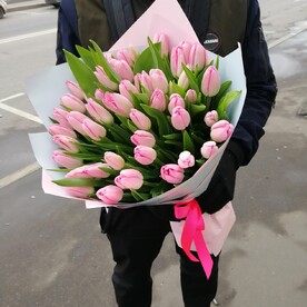 Букет из тюльпанов