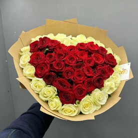 Букет из 51 розы