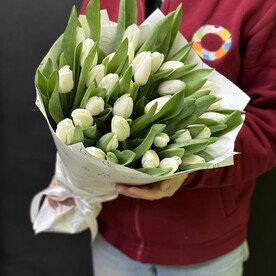 🌷 Букет "Белая симфония" из 51 белого тюльпана