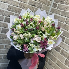 Букет из Альстромерии