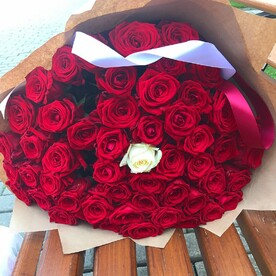 51 роза любви
