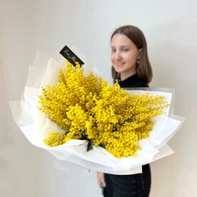 У нас самая ароматная мимоза