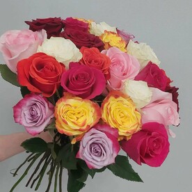 Букет 25 роз под ленту