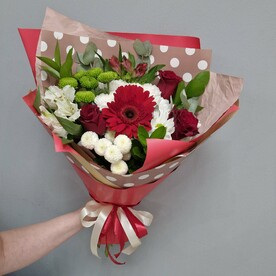 Букет ярких цветов