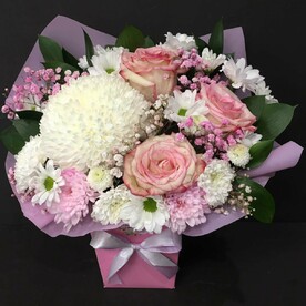 Цветы в коробке