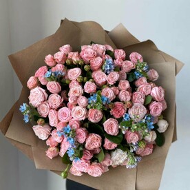 Пионовидные кустовые розы с изюминкой