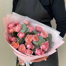 Монобукет пионовидных роз