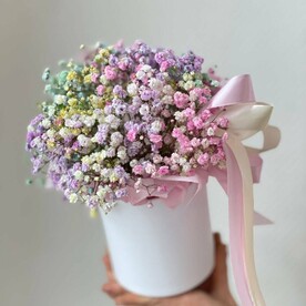 Милая коробочка гипсофилы с бантиком