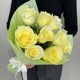 Букет из 9 желтых роз