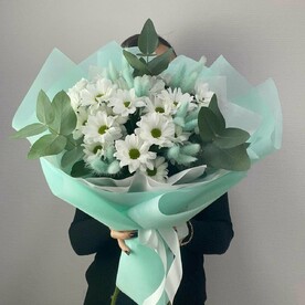 Букет с хризантемой кустовой "Мелисса"