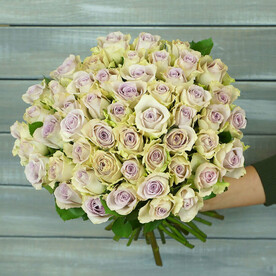 51 сиреневая роза Кения 40 см.