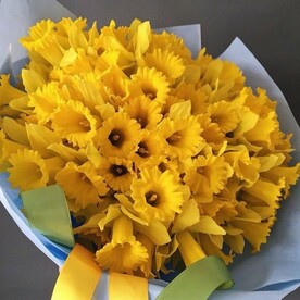 Букет из нарциссов