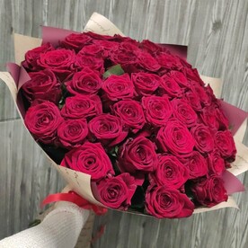 Букет из 51 красной розы