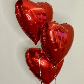 Композиция из 3 гелиевых шаров-сердце