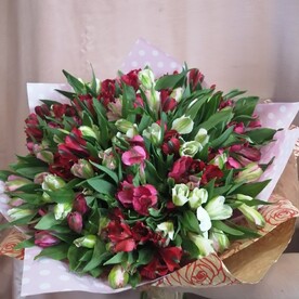 Букет из 25 Альстромерий ассорти