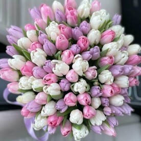 Букет из 101 тюльпана