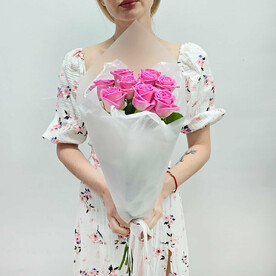 Букет из 9 розовых роз Напоминание