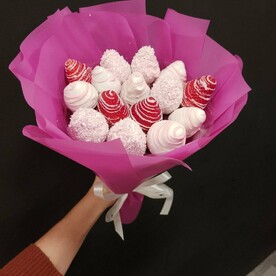 Букет из клубники в шоколаде Няшка