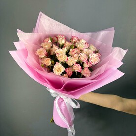 Букет Роза кустовая розовая