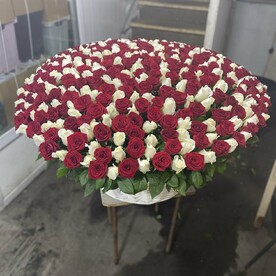 Большая Корзина с розами