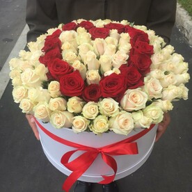 Сердце из роз