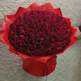 101 Красная роза.