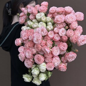 29 кустовых пионовидных роз