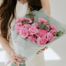 Букет из 17 диантусов