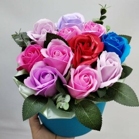 Композиция из мыльных роз