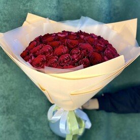 51 красная роза