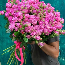 Пионовидные кустовые розы