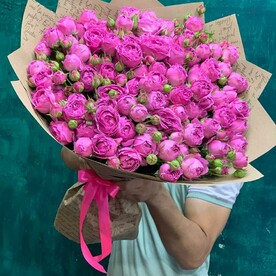 Пионовидные кустовые розы