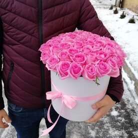 Роза розовая, Флористическая губка, Шляпная коробка