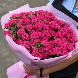 Букет из кустовых роз.