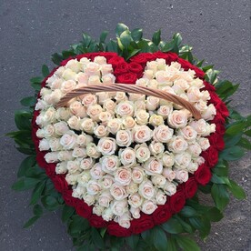 Сердца в корзине