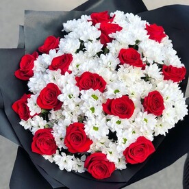 Яркий красавец