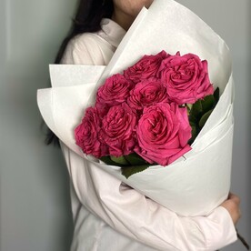 Букет ярких  роз