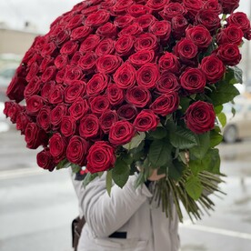 101 из шикарных роз