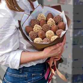 Букет из клубники для мамы Ореховый Брауни