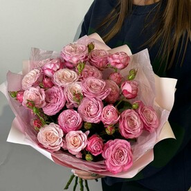 Букет из кустовых роз Леди бомбастик