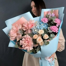 Авторский букет «Лазурный сон»