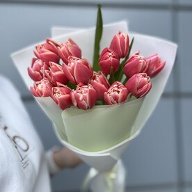 Пионовидные тюльпаны