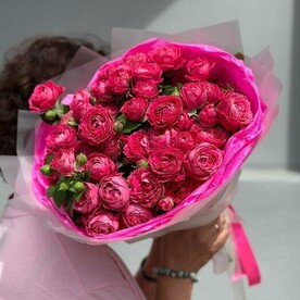 Монобукет из кустовых роз «Мадам»