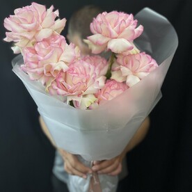 Букет французских роз 7шт