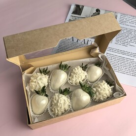 Клубника в шоколаде "Жемчуг"